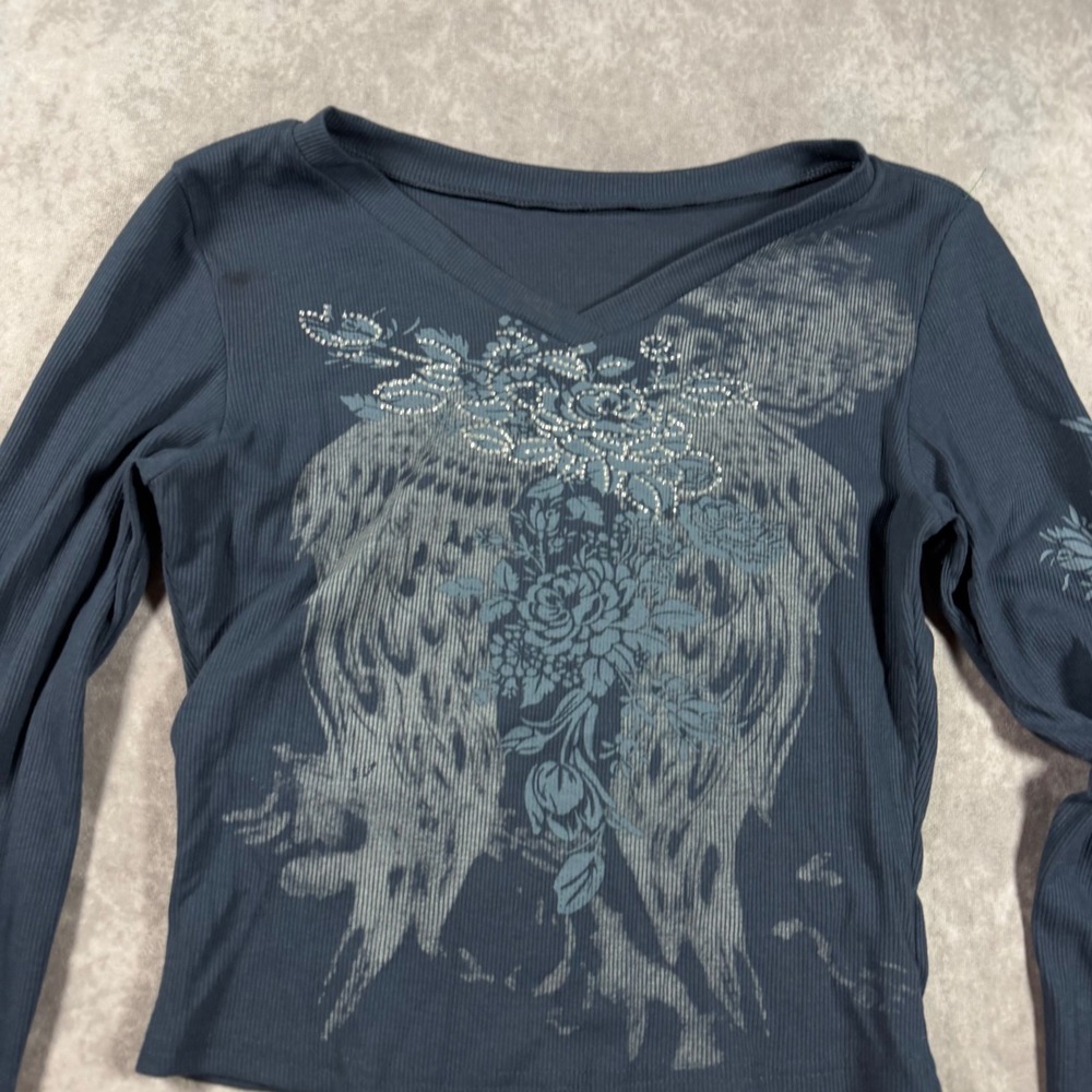 Vintage Y2K Ribbed Graphic V-Neck Crop Top Rhinestone Wing Floral Blue Large - Picture 2 of 7